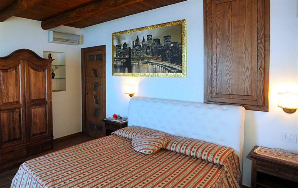 アマルフィ ワールド センター Bed & Breakfast エクステリア 写真